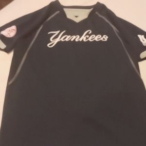 Yankee's Shirt